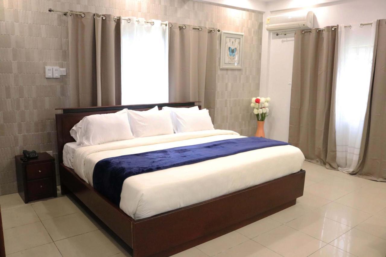 Golden Crystal Experience Hotel Accra Luaran gambar